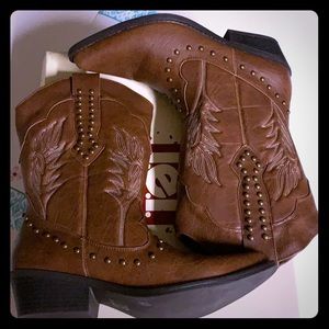 L.e.i. Western Cognac Boots